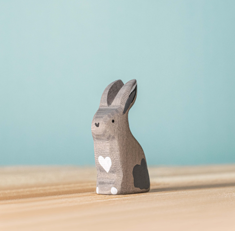Bumbu Gray Sitting Rabbit