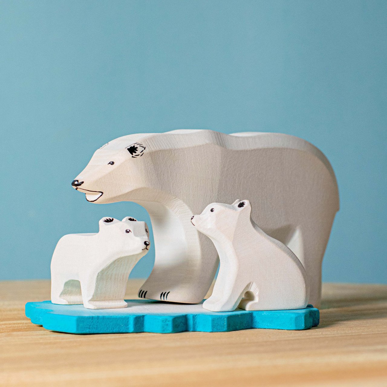 Bumbu Polar Bears and Ice Floe Set