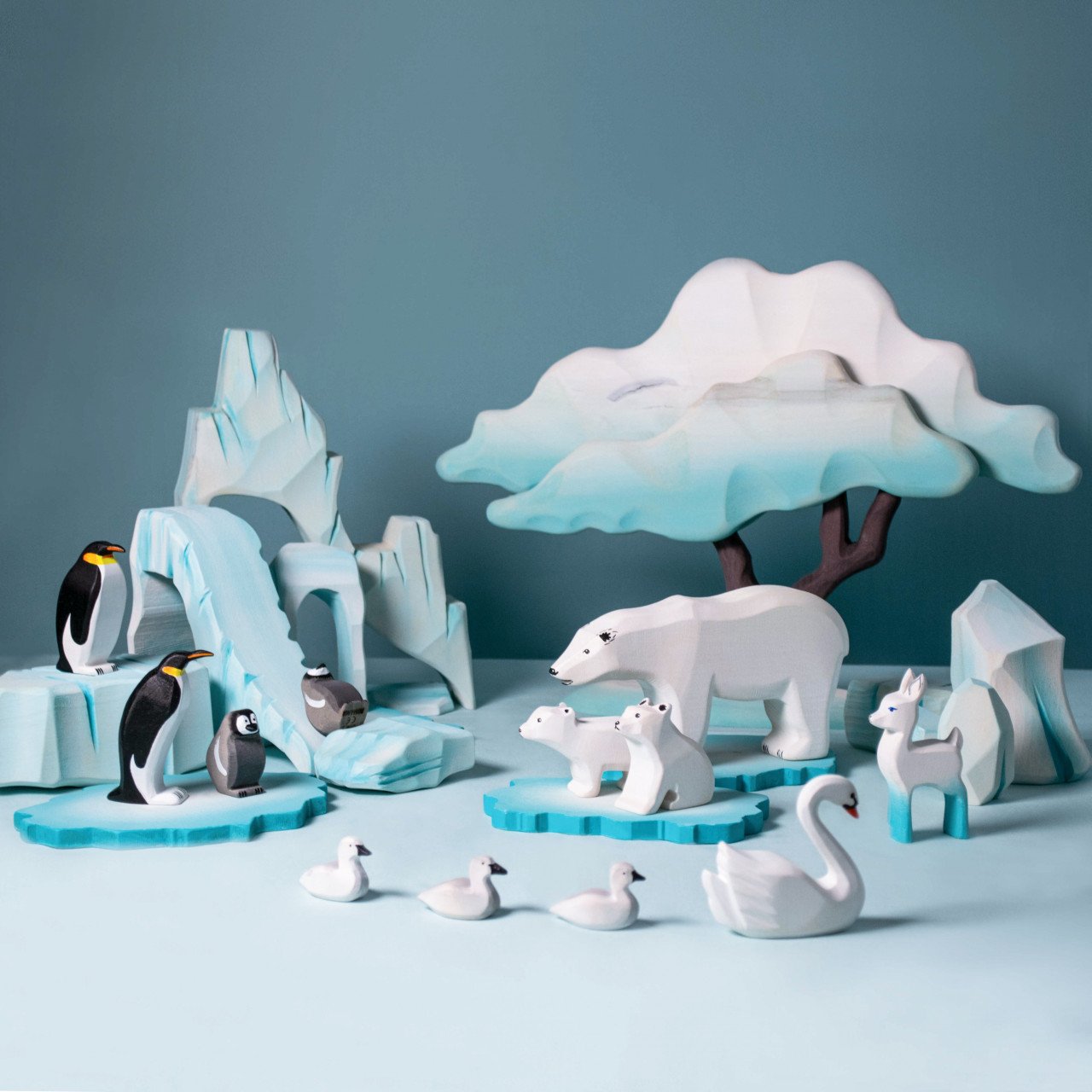 Bumbu Polar Bears and Ice Floe Set